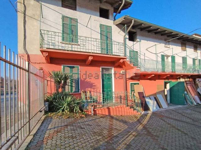 Villetta indipendente in vendita di 200 m² in Via Crosa e Traversa, 57