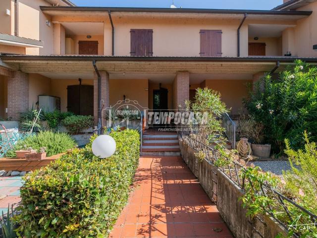 Villetta indipendente in vendita di 200 m² in Via A. Grandi, 2