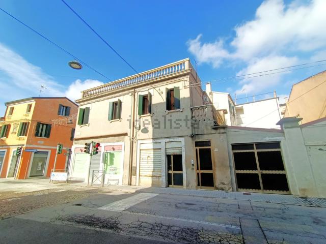 Villetta indipendente in vendita di 200 m² in Via Angeli, 56