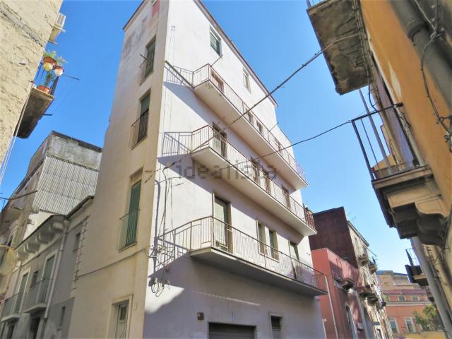 Villetta indipendente in vendita di 200 m² in Via Agnone