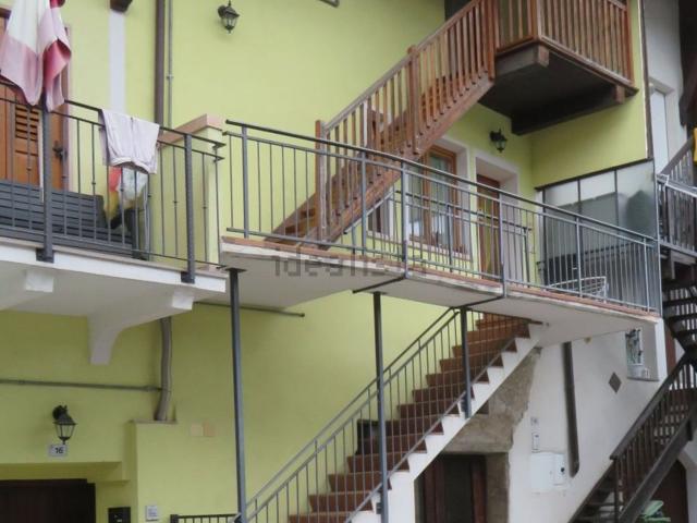 Villetta indipendente in vendita di 200 m² in Via Alberè, 16
