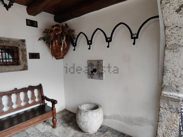 Villetta indipendente in vendita di 200 m² in Via Alessandro Manzoni, 5