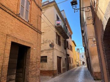 Villetta indipendente in vendita di 200 m² in Via B. Mattia, 22