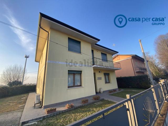 Villetta indipendente in vendita di 200 m² in Via Bonafè