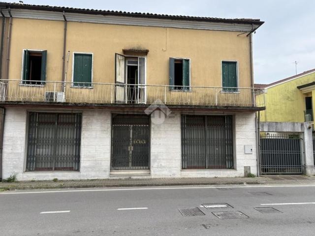 Villetta indipendente in vendita di 200 m² in Via Gomiero, 7986