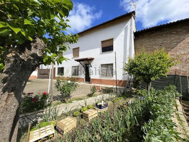 Villetta indipendente in vendita di 200 m² in Via Garibaldi
