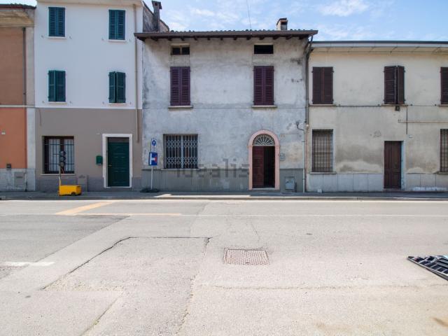 Villetta indipendente in vendita di 200 m² in Via Garibaldi