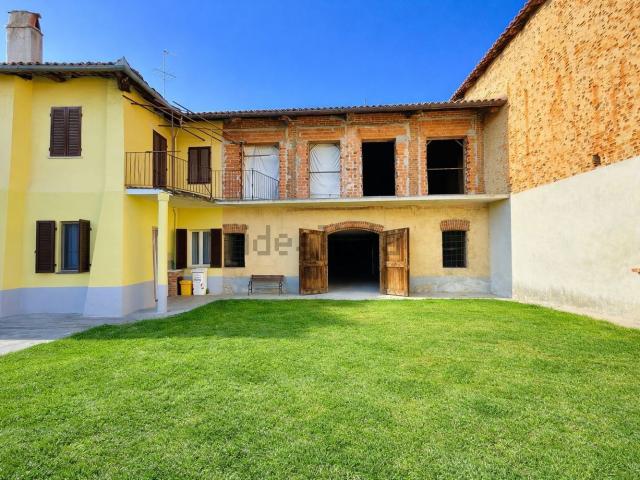 Villetta indipendente in vendita di 200 m² in Via Giuseppe Garibaldi