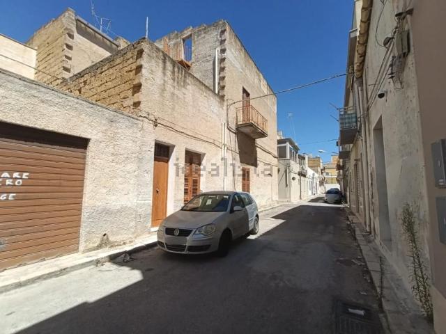 Villetta indipendente in vendita di 200 m² in Via Giuseppe Giusti