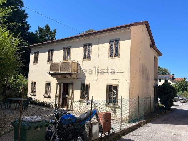 Villetta indipendente in vendita di 200 m² in Via Guglielmo Marconi