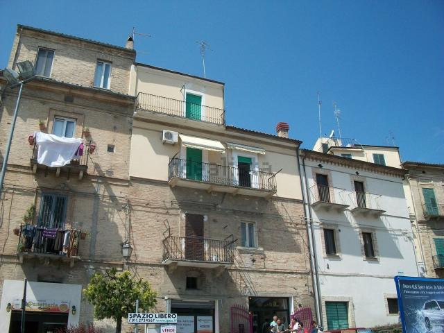 Villetta indipendente in vendita di 200 m² in Via Domenico Romanelli