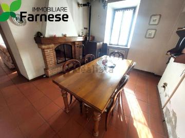 Villetta indipendente in vendita di 200 m² in Via dei Tigli, 23