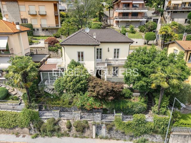 Villetta indipendente in vendita di 200 m² in Via dei Villini