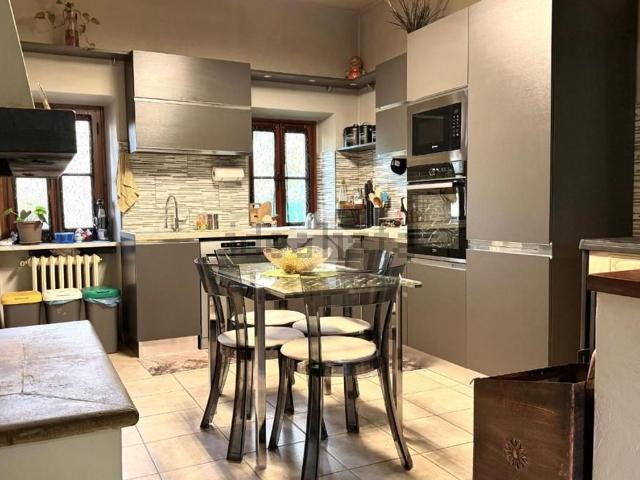 Villetta indipendente in vendita di 200 m² in Via del Viottolo, 14
