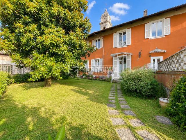 Villetta indipendente in vendita di 200 m² in Via delle Scuole