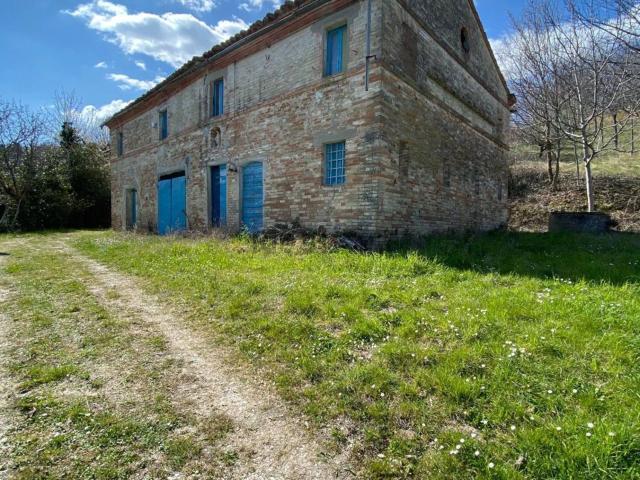 Villetta indipendente in vendita di 200 m² in Via Fonte Magna