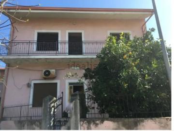 Villetta indipendente in vendita di 200 m² in Via Flumendosa