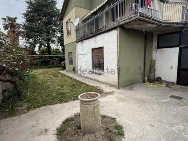 Villetta indipendente in vendita di 200 m² in Via Fratelli Cervi
