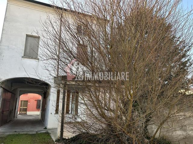 Villetta indipendente in vendita di 200 m² in Via Fratelli Bandiera, 22