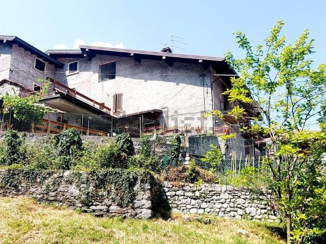 Villetta indipendente in vendita di 200 m² in Via Fucina, 10