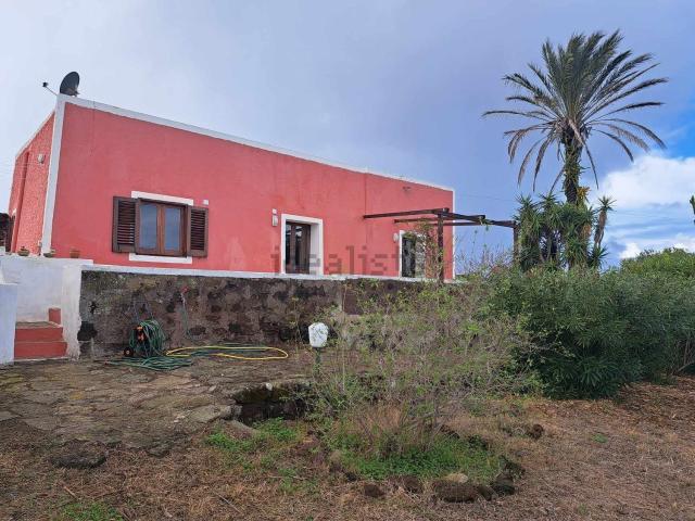 Villetta indipendente in vendita di 200 m² in Via Kaddiuggia
