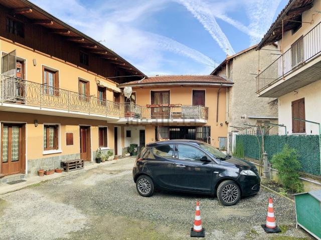 Villetta indipendente in vendita di 200 m² in Via I maggio, 36