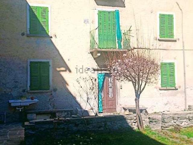 Villetta indipendente in vendita di 200 m² in Via La Jazza, 2