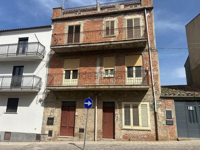 Villetta indipendente in vendita di 200 m² in Via Libertà, 77