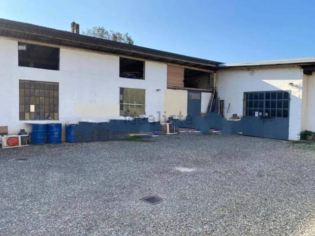 Villetta indipendente in vendita di 200 m² in Via Monticelli