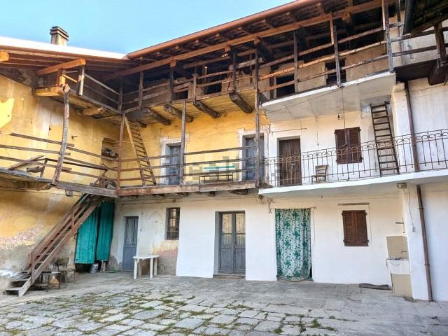 Villetta indipendente in vendita di 200 m² in Via Mazzini