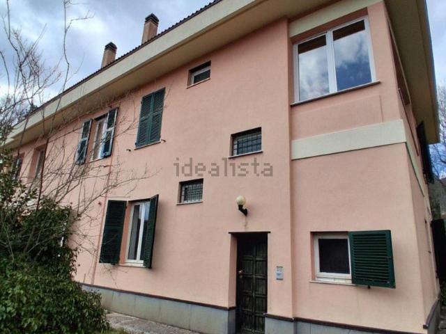 Villetta indipendente in vendita di 200 m² in Via Mario Costa, 64