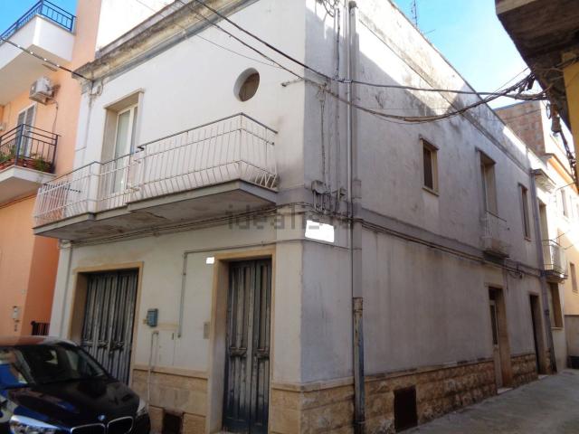 Villetta indipendente in vendita di 200 m² in Via Michele Rutigliano