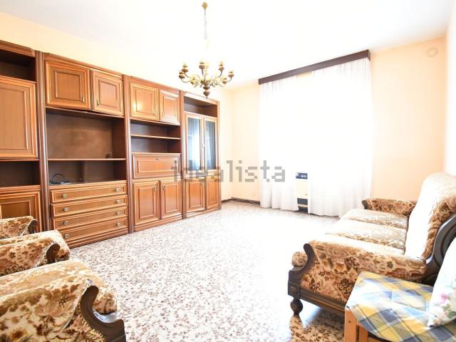 Villetta indipendente in vendita di 200 m² in Via Nazario Sauro