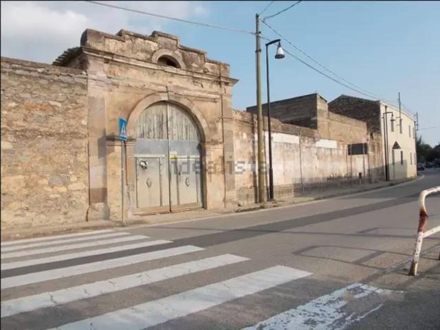 Villetta indipendente in vendita di 200 m² in Via Nazionale