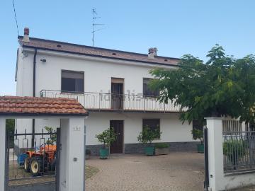 Villetta indipendente in vendita di 200 m² in Via Nuova, 10