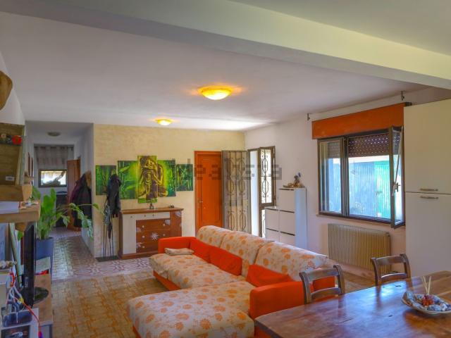 Villetta indipendente in vendita di 200 m² in Via San Alò