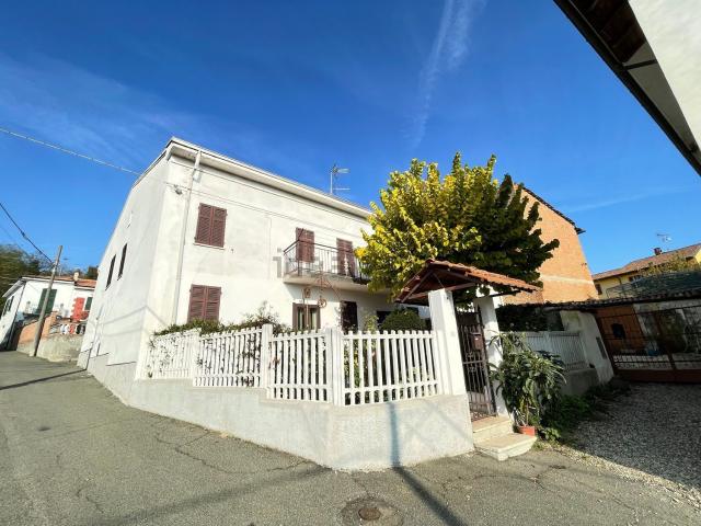 Villetta indipendente in vendita di 200 m² in Via San Defendente