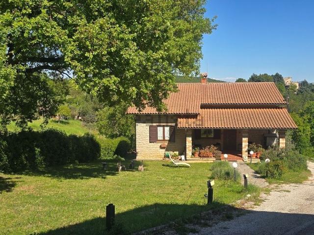Villetta indipendente in vendita di 200 m² in Via Sant&apos Antonio, 1