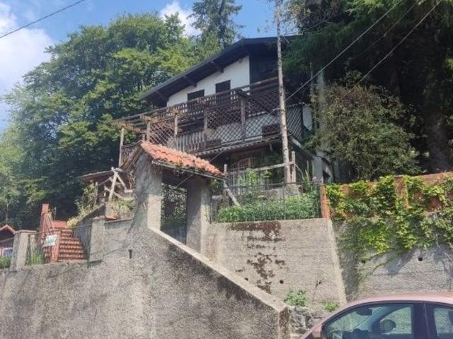 Villetta indipendente in vendita di 200 m² in Via Sant&apos Antonio