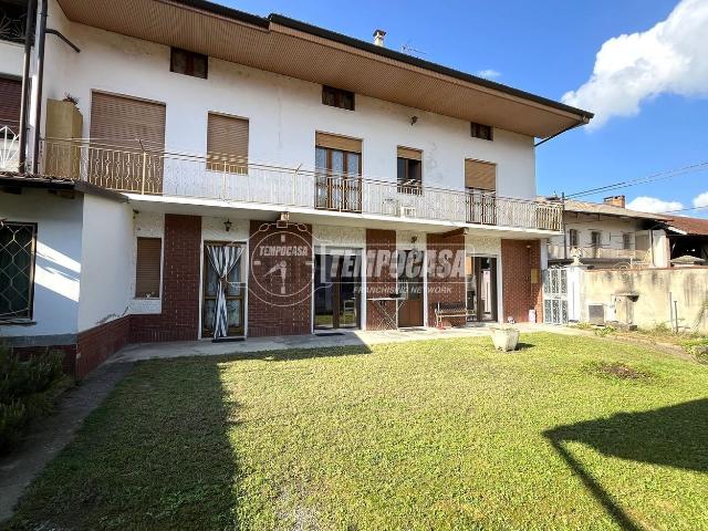 Villetta indipendente in vendita di 200 m² in Via Silvio Pellico