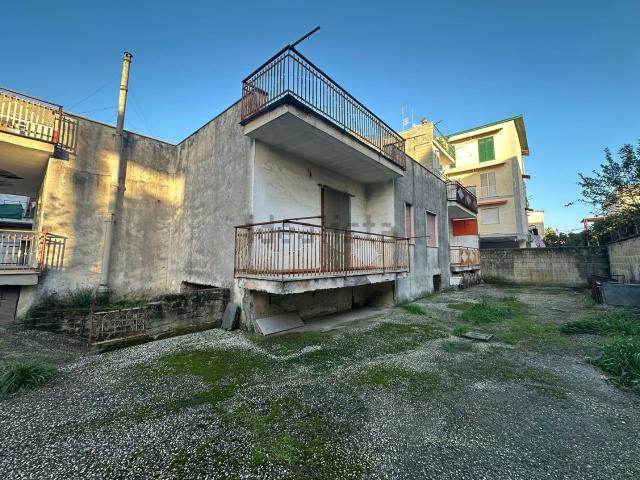 Villetta indipendente in vendita di 200 m² in Via Spagna, 20