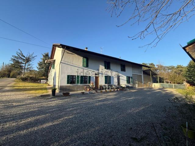 Villetta indipendente in vendita di 200 m² in Via Ponti