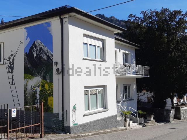 Villetta indipendente in vendita di 200 m² in Via Peresson, 26