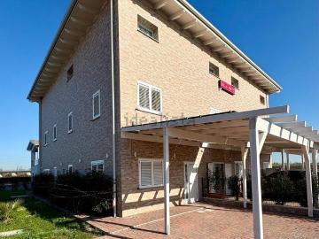 Villetta indipendente in vendita di 200 m² in Via Persicetana, 30