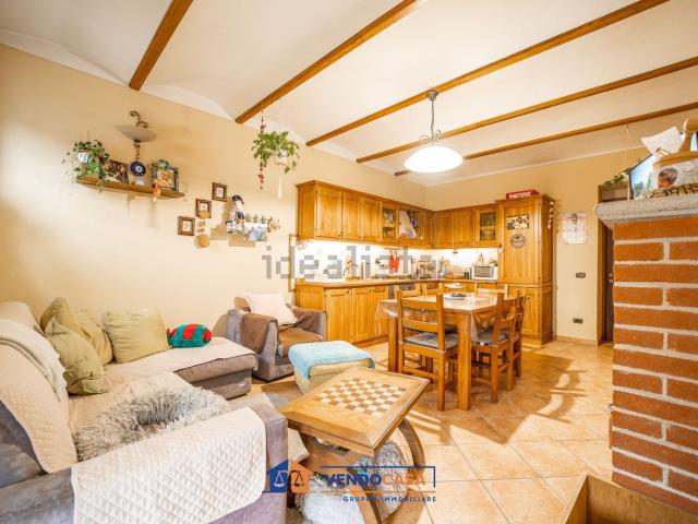 Villetta indipendente in vendita di 200 m² in Via Pignatelli, 16