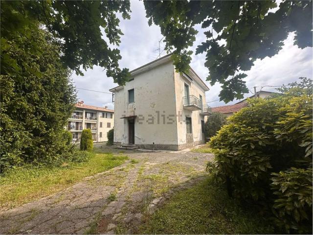 Villetta indipendente in vendita di 200 m² in Via Provinciale, 20