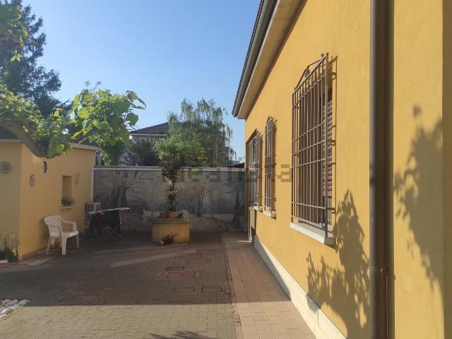 Villetta indipendente in vendita di 200 m² in Via Roma, 40