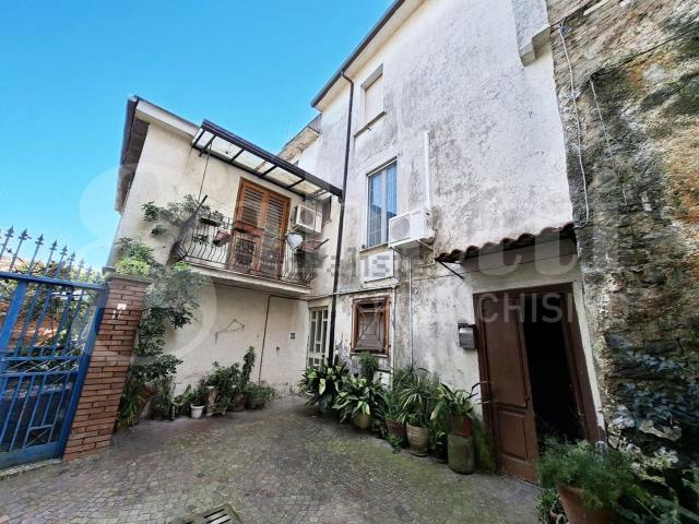Villetta indipendente in vendita di 200 m² in Via Roma