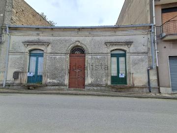 Villetta indipendente in vendita di 200 m² in Via Roma, 177