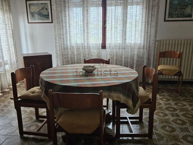 Villetta indipendente in vendita di 200 m² in Via Roma Est